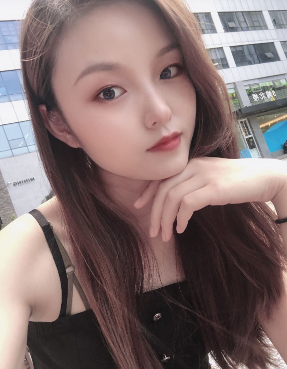 清纯小美女